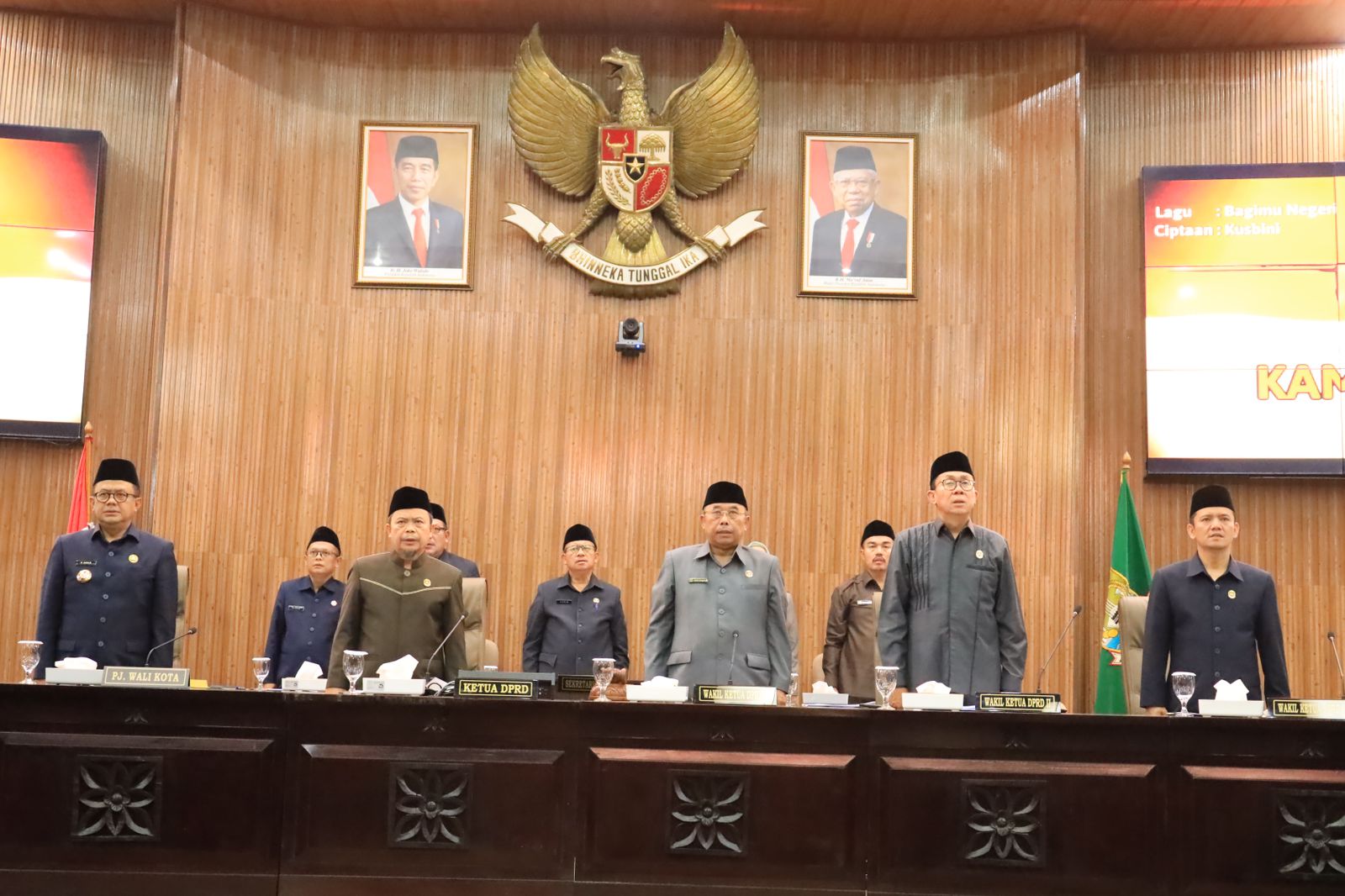 Pj. Wali Kota Bekasi Hadiri Rapat Paripurna Pengambilan Sumpah Pengganti Antar Waktu Anggota DPRD