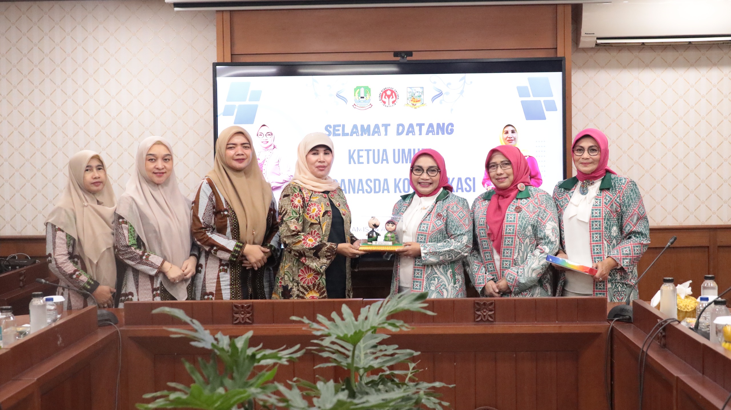 Dekranasda Kota Bekasi Studi Tiru ke Dekranasda Jakarta Selatan
