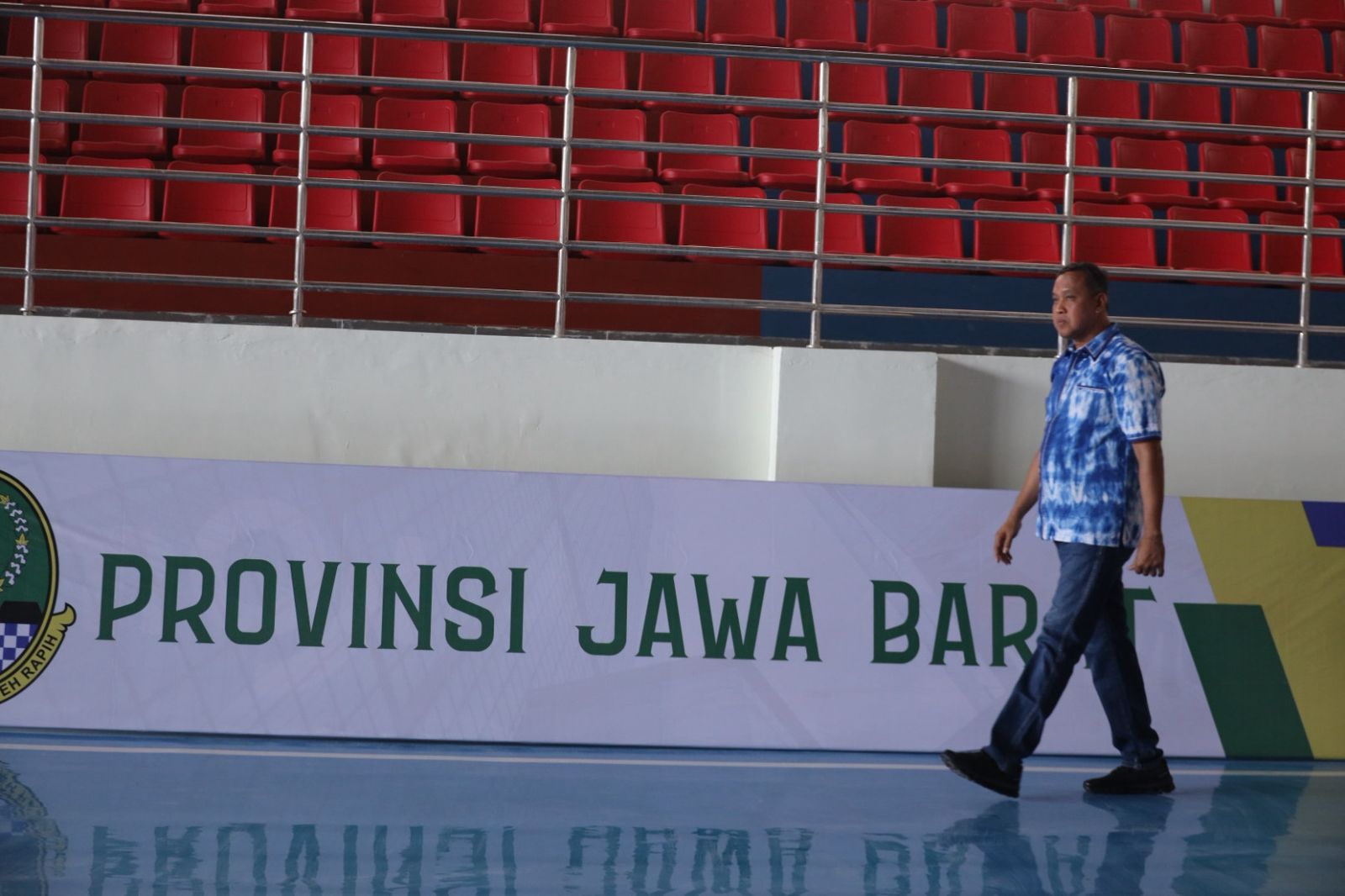 Wali Kota Bekasi Tinjau Pembangunan GOR Voli, Badminton, dan Sepatu Roda Bertaraf Internasional