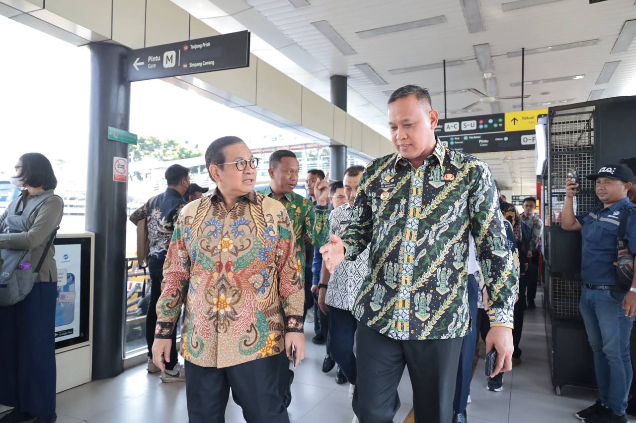 Tri Adhianto Usulkan Jalur Prioritas Tol untuk Transportasi Publik
