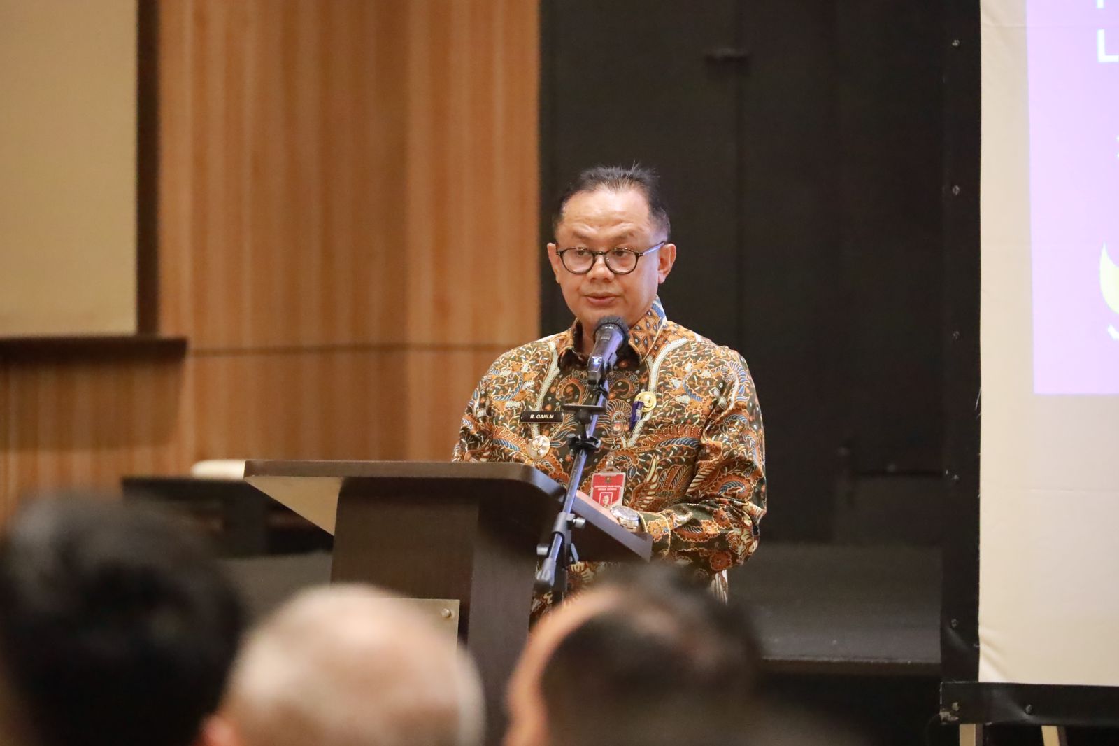 Pj. Wali Kota Bekasi Buka Pertemuan Konsultasi Publik Pengenalan JUTPI 3 dan Rencana TOD