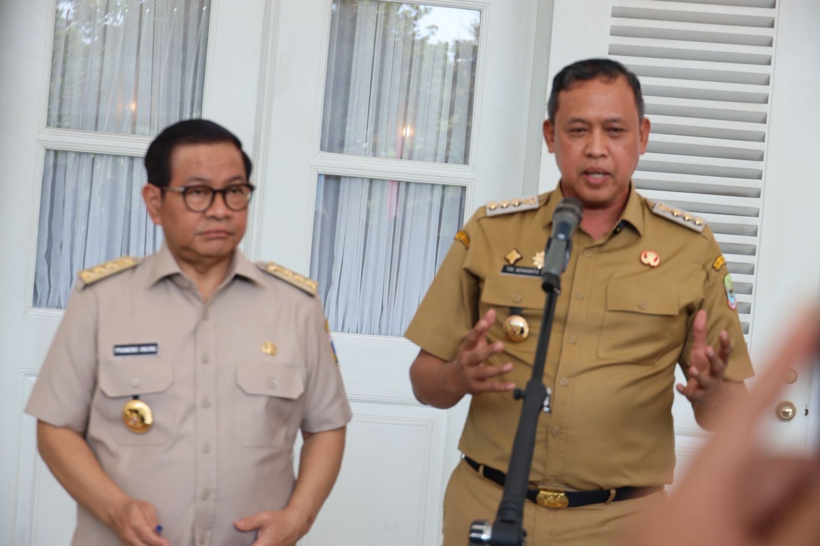 Wali Kota Bekasi dan Gubernur DKI Jakarta Bahas Transportasi, Air Bersih, dan Bantargebang