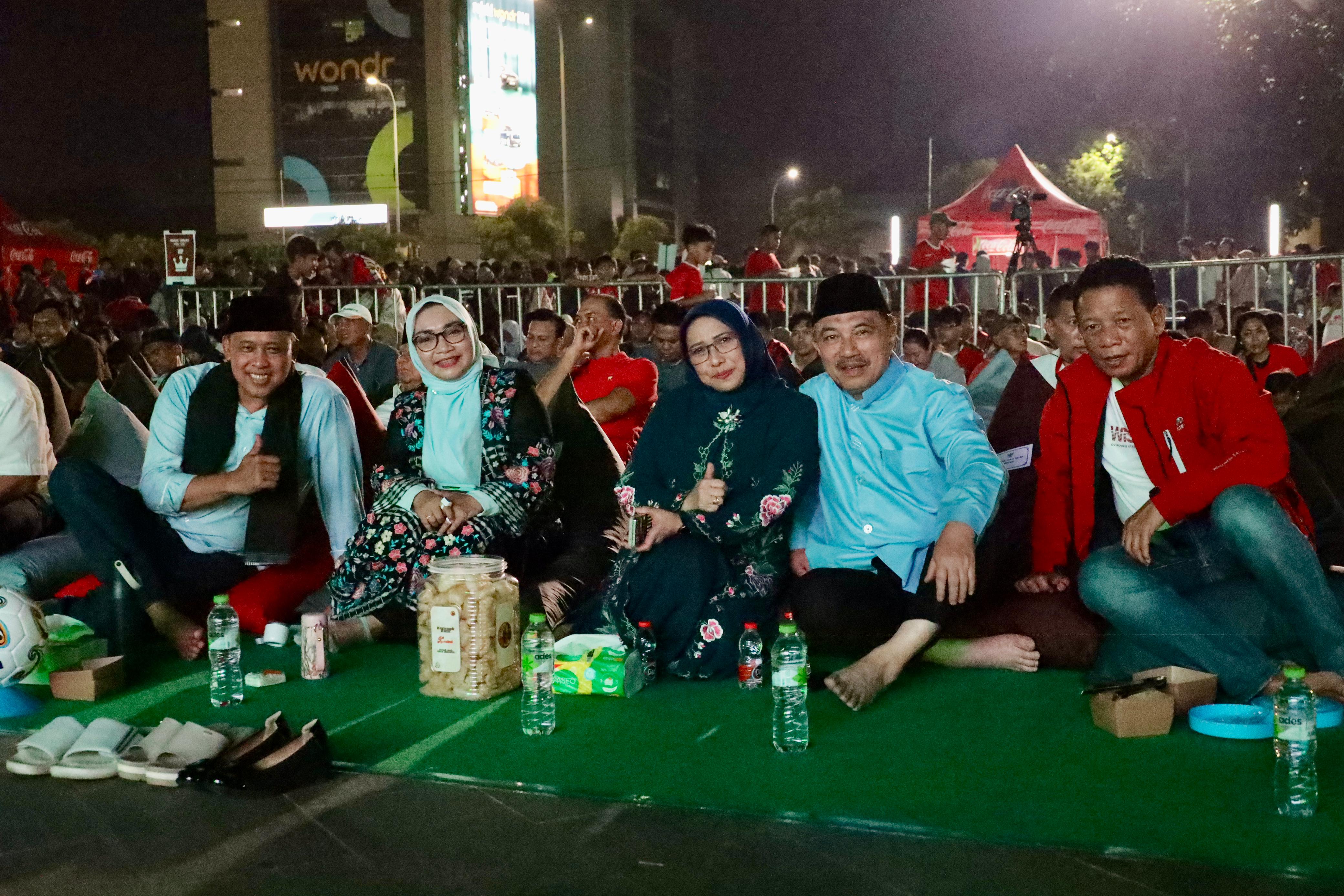 Meriah! Pemkot Bekasi Gelar Malam Takbir Idul Adha dan Nobar Timnas Indonesia