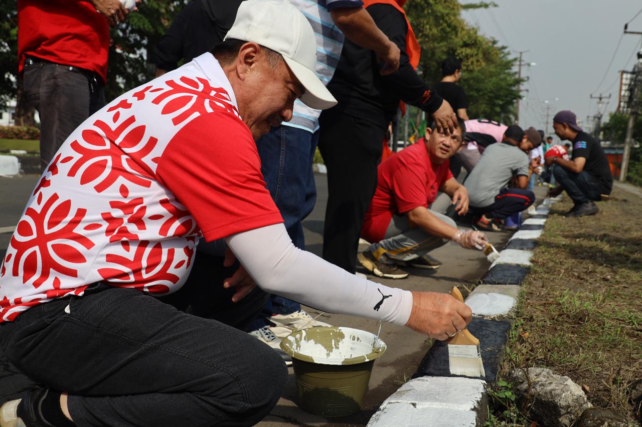 Aksi Wawali Harris Bobihoe Bikin Glowing Kota Bekasi Pada WCD 2025