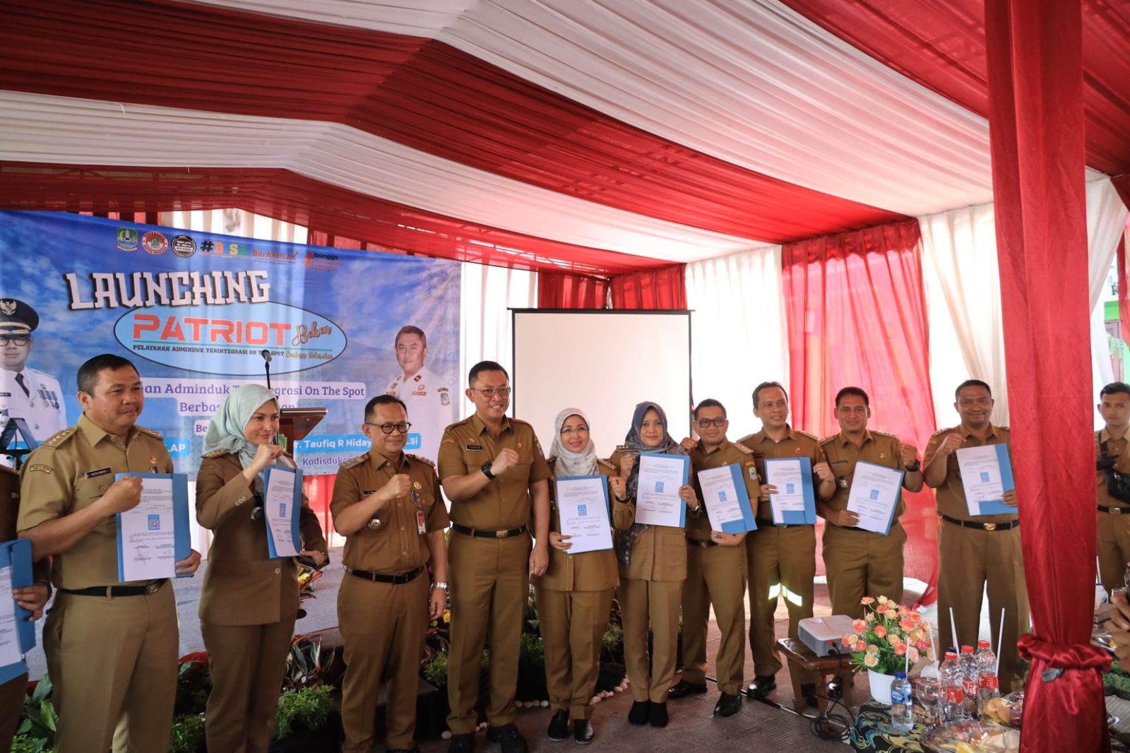 Pj Wali Kota Bekasi Launching Administrasi Kependudukan On The Spot
