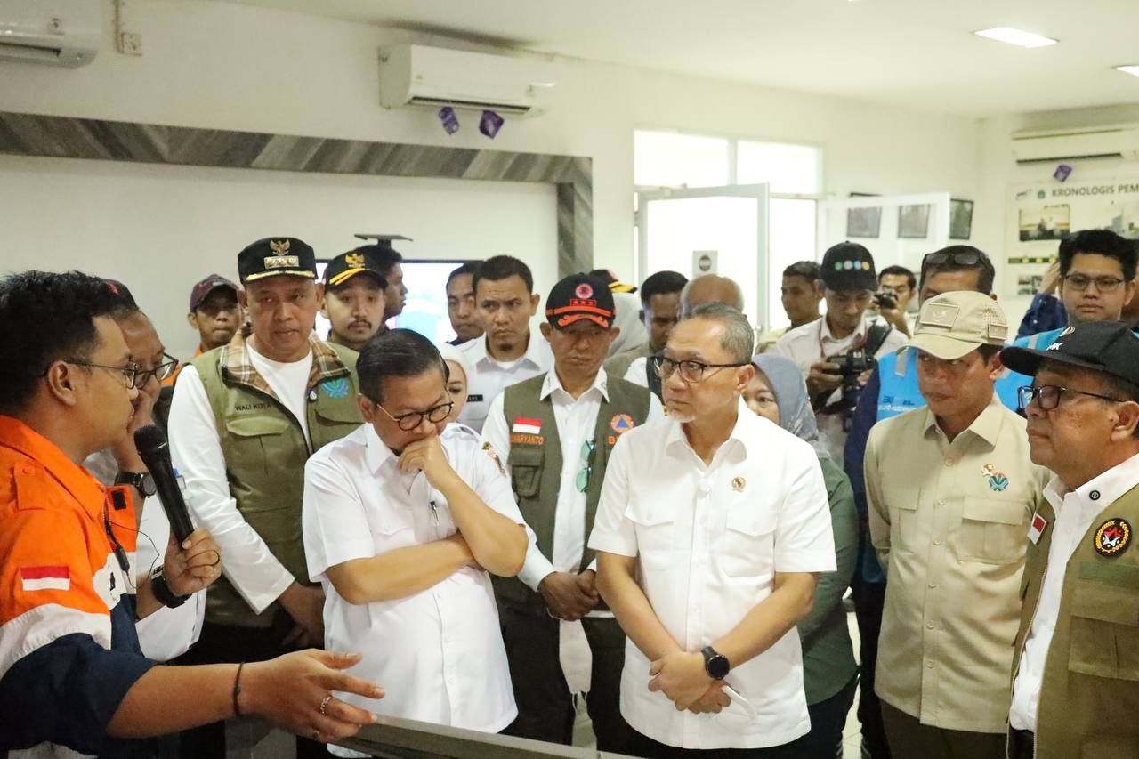 Wali Kota Bekasi Dampingi Menteri dan Gubernur DKI Bahas Solusi Sampah dan Banjir