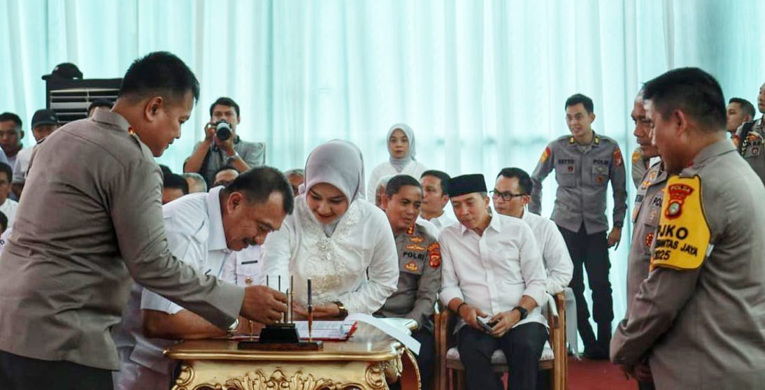Pemkot Bekasi Tandatangani Komitmen Sinergi Bidang Keamanan Dan Ketertiban Umum